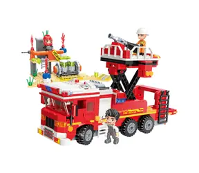 Qman MineCity W12013 Cisternová automobilová stříkačka s plošinou / Stavebnice / Počet figurek|dílků: 4|539 / od 6 let
