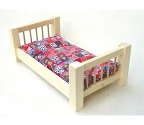 Česká dřevěná hračka Dřevěná postýlka pro panenky přírodní velká / od 3 let