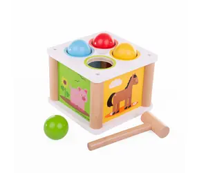 Bigjigs Baby Dřevěná zatloukačka Farma / od 12 měsíců