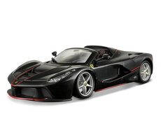 Bburago Ferrari La Ferrari Aperta černá / měřítko 1:24 / od 3 let