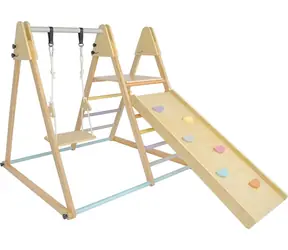 2Kids Toys Dřevěná hrací sestava se skluzavkou / Rozměry: 122x110x115 cm / od 18 měsíců