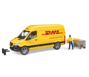 Bruder 02671 MB Sprinter DHL s řidičem / od 3 let 