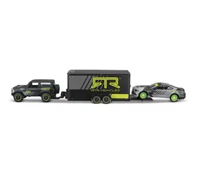 Maisto Design Team Haulers - 2021 Ford Bronco Car Trailer - 2015 Ford Mustang GT / měřítko 1:64 / od 8 let 