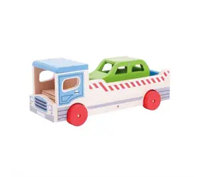 Bigjigs Toys Dřevěné odtahové auto s osobním autem / od 3 let