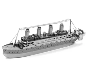 Metal Earth 3D Puzzle Titanic / od 14 let