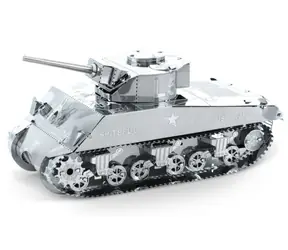 Metal Earth 3D Puzzle Tank M4 Sherman / 41 dílků / od 14 let 