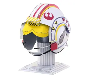 Metal Earth 3D Puzzle Star Wars: Přilba Luke Skywalkera / 20 dílků / od 14 let