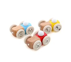 Vilac Dřevěné autíčko GM červené / od 2 let