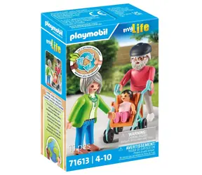 Playmobil® My Life 71613 Prarodiče s miminkem / Počet dílků: 11 / od 4 let 