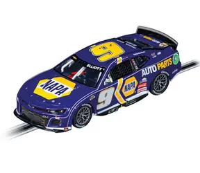 Carrera 27766 Evolution NASCAR Camaro Next Gen / Auto pro autodráhu / 1:32