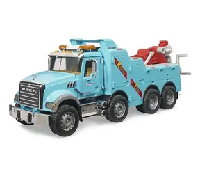 Bruder MACK Granite Vyprošťovací a odtahový nákladní automobil se zvukem a světlem / od 4 let
