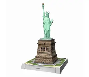 Ravensburger 3D Puzzle Iconics: Socha svobody (Noční edice) / 108 dílků / od: 8 let