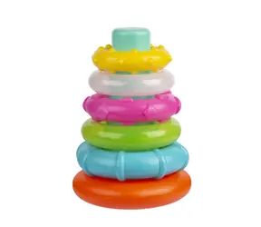 Playgro - Plastové navlékací kroužky pastelové / od 10 měsíců