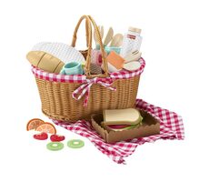 Mattel Fisher-Price piknikový koš s dřevěnými dobrotami / 31dílná sada