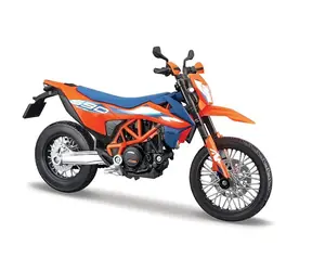 Maisto Motocykl se stojánkem KTM 690 SMC R 2023 oranžovo-modrá / 1:12 / od 3 let