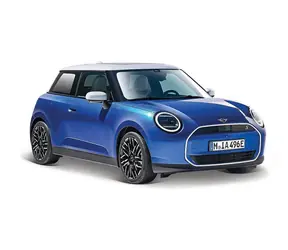 Maisto - Special Edition - Mini Cooper SE modrá / 1:24 / od 3 let