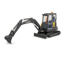 Bruder Rypadlo Volvo ECR40 / od 3 let