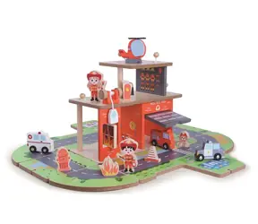2Kids Toys Dřevěná stanice Hasiči 2 in 1 / od 3 let