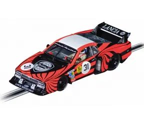 Carrera 27835 Evolution Lancia Beta Montecarlo / Auto pro autodráhu / 1:32