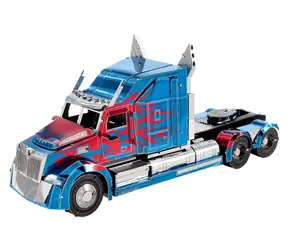 Metal Earth 3D puzzle Transformers: Optimus Prime Western Star 5700 Truck (ICONX) / Počet dílků: 65 / od 14 let