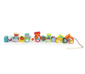CUBIKA 13647 Navlékací ryby a mořští živočichové - navlékací set - 13 dřevěných dílů a 8 předloh / od 3 let