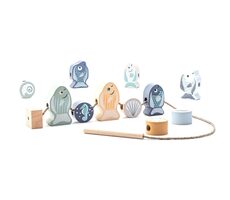 CUBIKA Pastel 16020 Navlékací ryby a mořští živočichové - navlékací set - 13 dřevěných dílů a 8 předloh / od 3 let