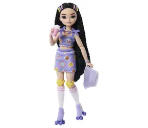 Mattel Barbie dream Besties panenka na koločkových bruslích - RENEE / od 4 let