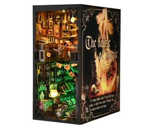 2Kids Toys 3D skládačka Zarážka na knihy Miniatura domečku Dům kouzel