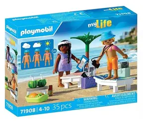Playmobil® My Life 71908 Společný den na pláži / Počet dílků: 35 / od 4 let