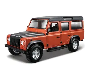 Bburago Land Rover Defender 110 oranžová metalíza 1:32 / od 3 let