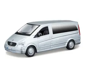 Bburago Mercedes-Benz VITO stříbrná 1:32 / od 3 let
