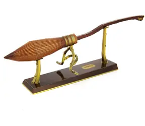 Metal Earth 3D puzzle Harry Potter: Nimbus 2000 / 23 dílků / od 14 let