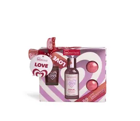 IDC Institute In Love Beauty 4 ks / Krásnická sada In Love