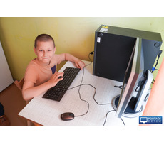 Počítače dětem - aby všechny děti mohly studovat / Pomoc rodinám v nouzi / Digitální gramotnost / Nadační fond IT people