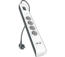 Belkin přepěťová ochrana 4 zásuvky / 2x USB / 2.4 A / 2 m