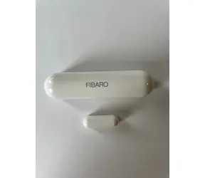 Fibaro Senzor 2 na okna a dveře bílá / Bluetooth / kompatibilní s Apple HomeKit