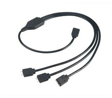 AK-CBLD07-50BK černá / Redukce pro RGB LED pásky / 1x female / 3x male / 50cm