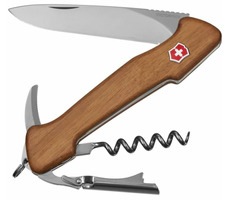 VICTORINOX WINE MASTER ořechové dřevo / Kapesní nůž / Ocel / Počet funkcí 6 / Délka 130 mm