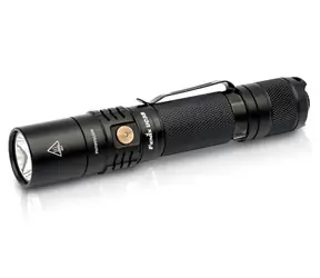 Fenix UC35 v2.0 / Svítilna / 1000 lm / dosvit 266 m / Li-Ion / IP68