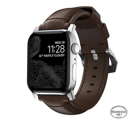 Nomad Traditional Band kožený řemínek se stříbrnými detaily pro Apple Watch Ultra (49mm) 8/7 (45mm)/6/SE/5/4 hnědá 