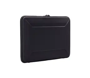 Thule Gauntlet 5 pouzdro na 16" Macbook TGSE2557 - černá