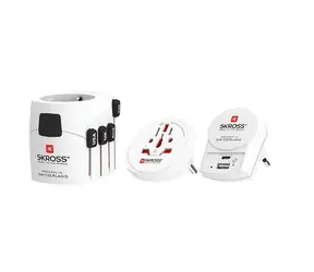 SKROSS cestovní adaptér PRO+ / univerzální & uzemněný / USB-A+C 30W PD
