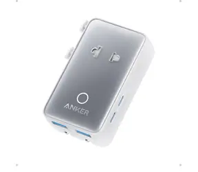 Anker Nano bílá / Cestovní nabíjecí stanice / 20 W / 2xUSB-C / 2xUSB / s adaptéry pro zásuvky UK/US/AU/EU