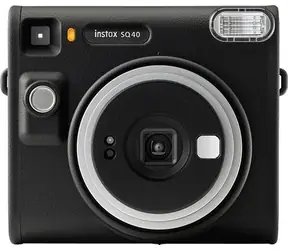 Fujifilm Instax SQUARE SQ 40 černá / Instantní fotoaparát / blesk / formát papíru 86 x 72 mm / ISO 800