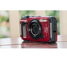 OM SYSTEM TG-7 černá / 3" LCD / 12 MPix CMOS / 4x optický zoom / SD