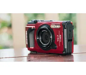 OM SYSTEM TG-7 černá / 3" LCD / 12 MPix CMOS / 4x optický zoom / SD