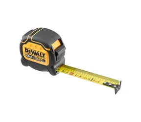 DeWalt DWHT36928-0 Tough Series Svinovací metr 8 m s magnetem
