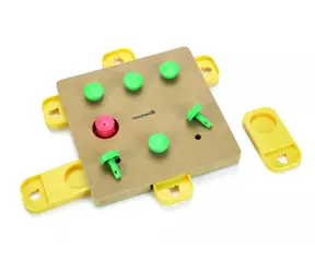 Beeztees ANUBI 32 cm / Interaktivní dřevěná hračka 