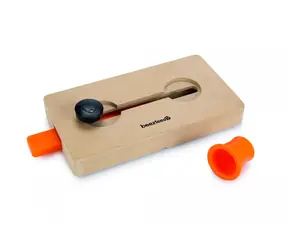 Beeztees BYZOE 22 cm / Interaktivní dřevěná hračka 