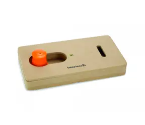Beeztees SWINNY 22 cm / Interaktivní dřevěná hračka 